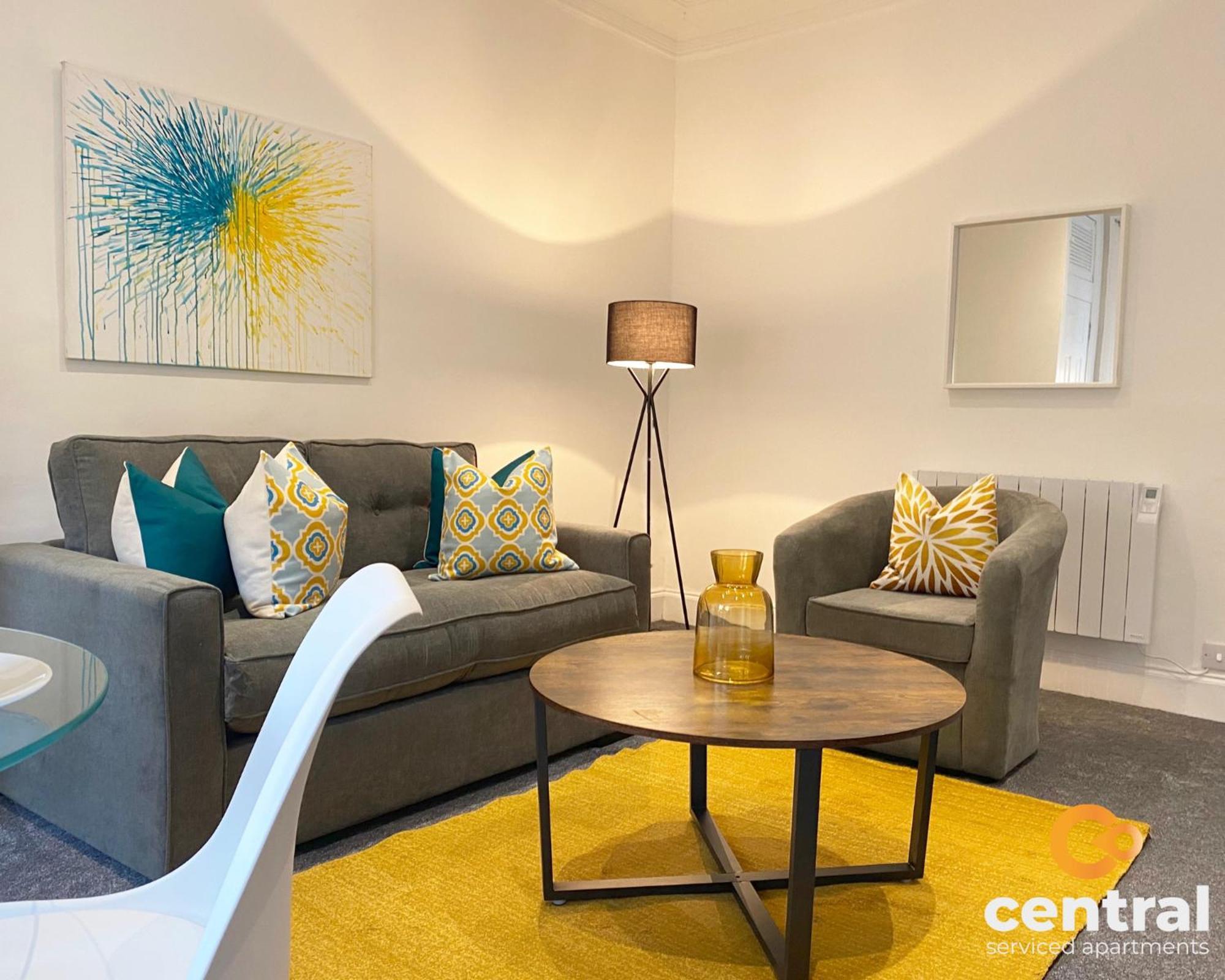 Central Serviced Apartments - Cosy 1 Bedroom - Modern - Close To Transport Links - Quiet Neighbourhood - Fast Wifi - Fully Equipped - Smart Tvs In All Rooms - Monthly Stays Welcome - Free Street Parking - Ideal Relocation To Dundee Accommodation 외부 사진