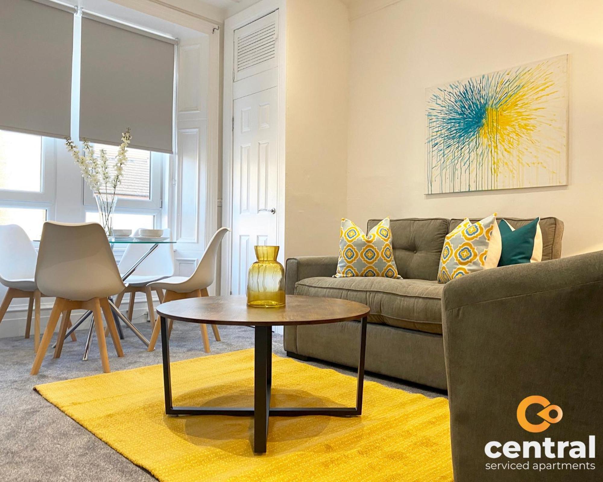 Central Serviced Apartments - Cosy 1 Bedroom - Modern - Close To Transport Links - Quiet Neighbourhood - Fast Wifi - Fully Equipped - Smart Tvs In All Rooms - Monthly Stays Welcome - Free Street Parking - Ideal Relocation To Dundee Accommodation 외부 사진
