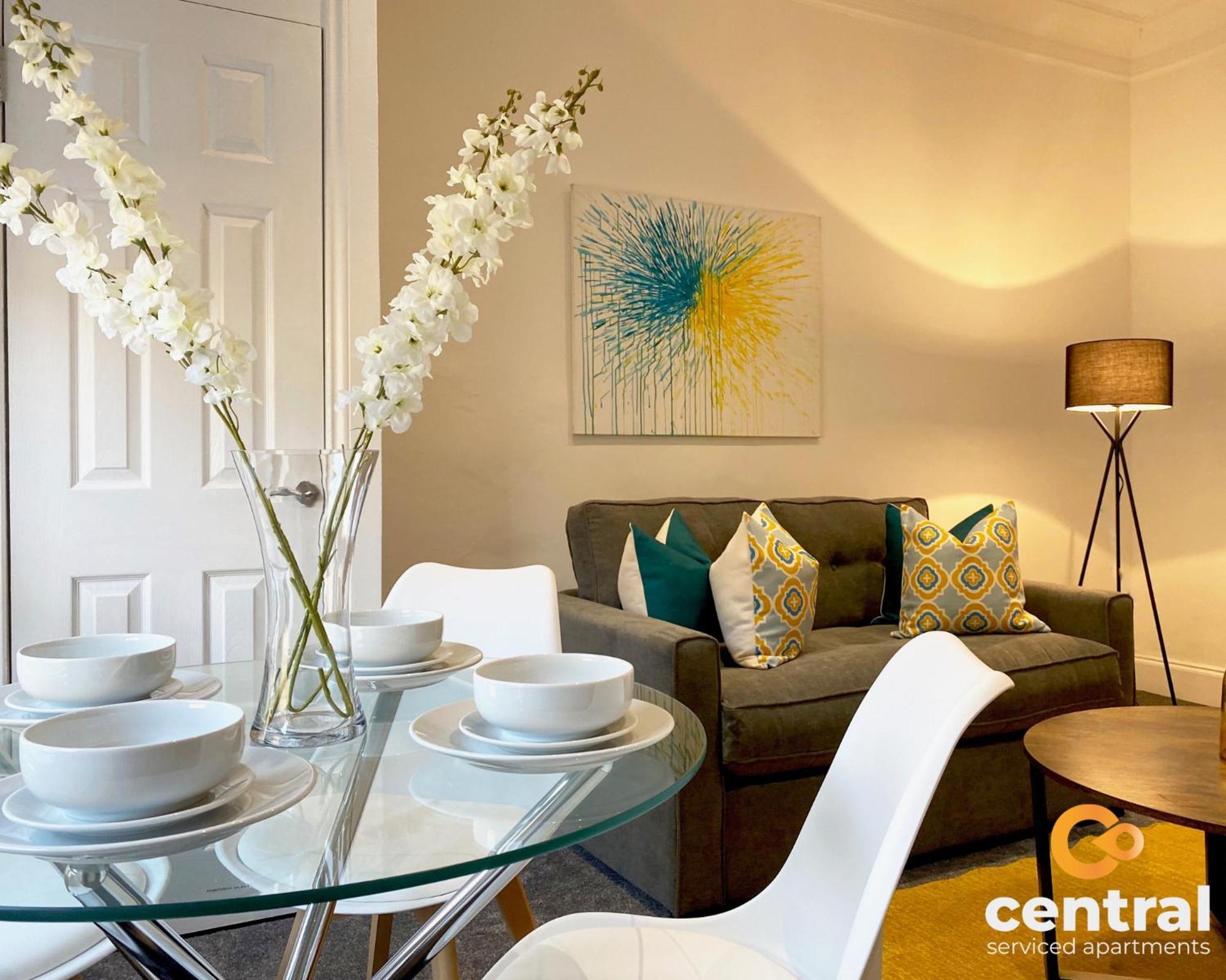 Central Serviced Apartments - Cosy 1 Bedroom - Modern - Close To Transport Links - Quiet Neighbourhood - Fast Wifi - Fully Equipped - Smart Tvs In All Rooms - Monthly Stays Welcome - Free Street Parking - Ideal Relocation To Dundee Accommodation 외부 사진