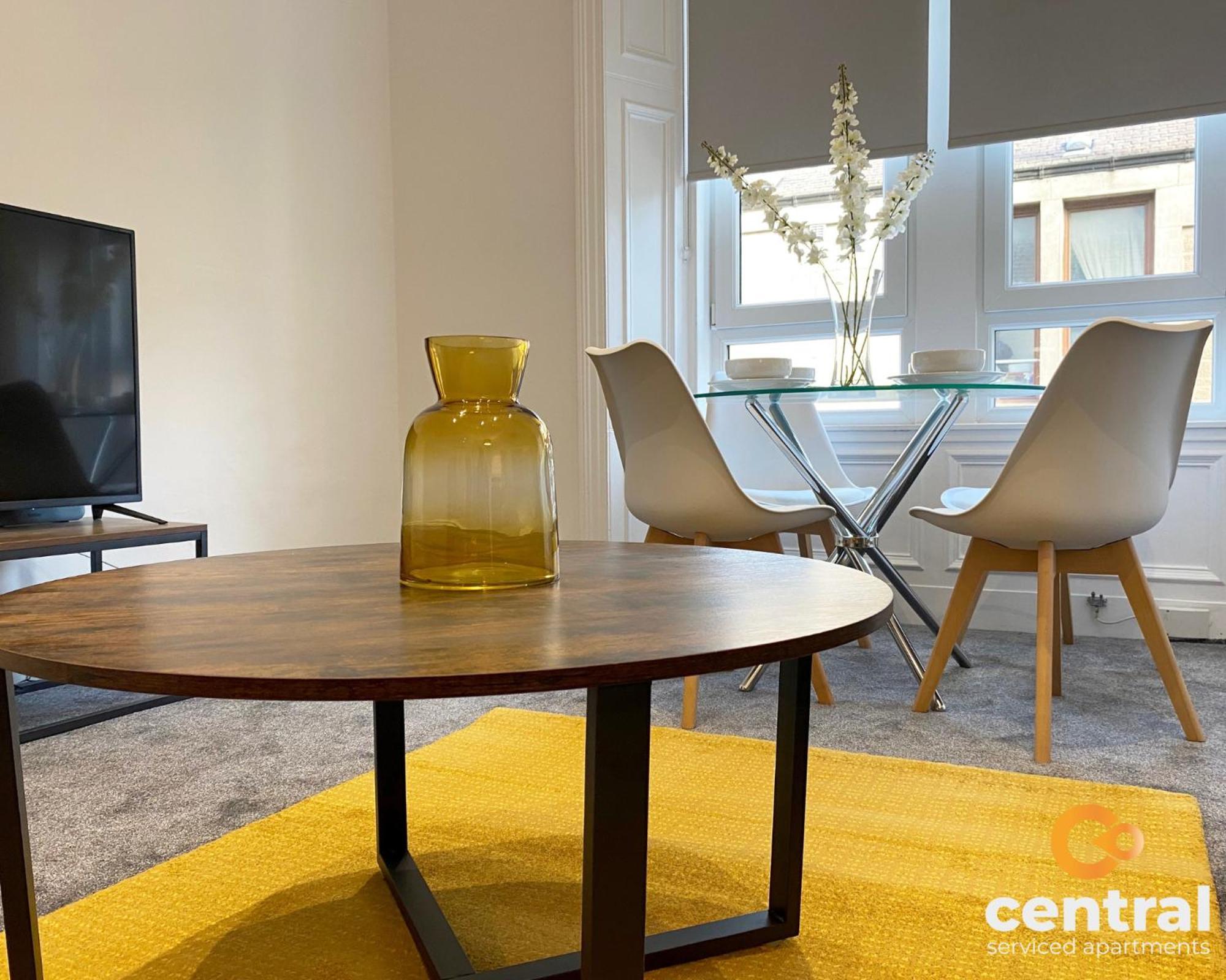 Central Serviced Apartments - Cosy 1 Bedroom - Modern - Close To Transport Links - Quiet Neighbourhood - Fast Wifi - Fully Equipped - Smart Tvs In All Rooms - Monthly Stays Welcome - Free Street Parking - Ideal Relocation To Dundee Accommodation 외부 사진